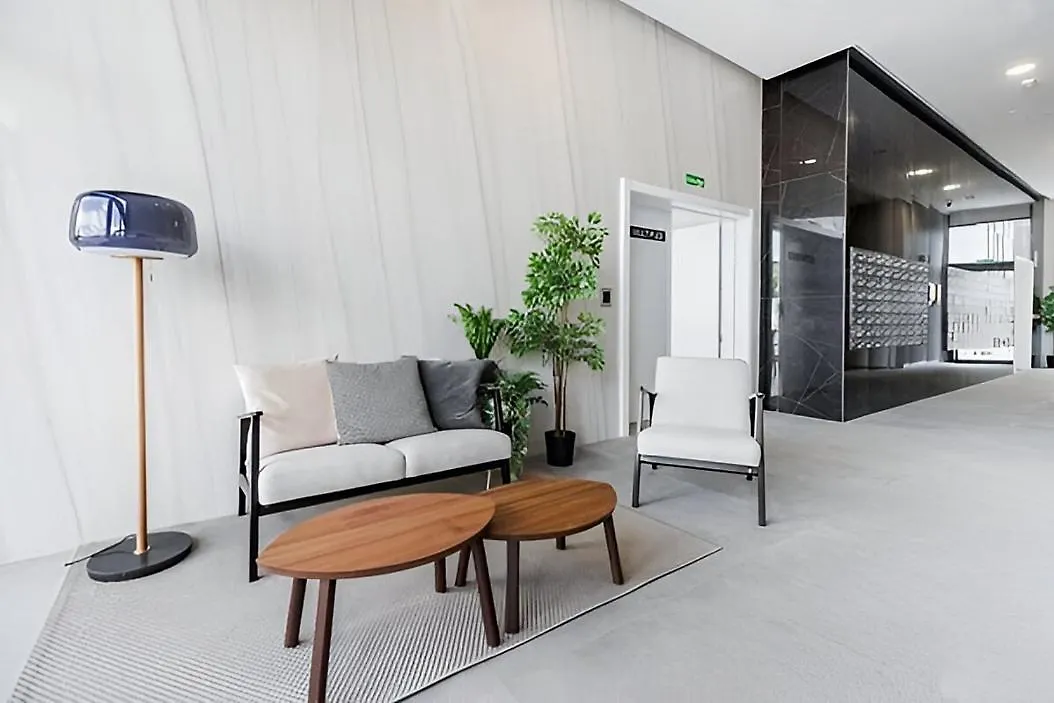 One Bed Apartment On 14 Floor Urban Sky By P&O 말라가