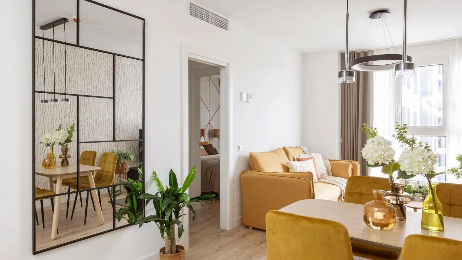 One Bed Apartment On 14 Floor Urban Sky By P&O 말라가